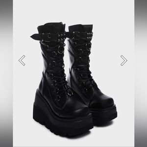 DOLLS KILL High Rise Shaker Boots